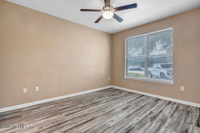 Building Photo - 8539 Gate Pkwy W