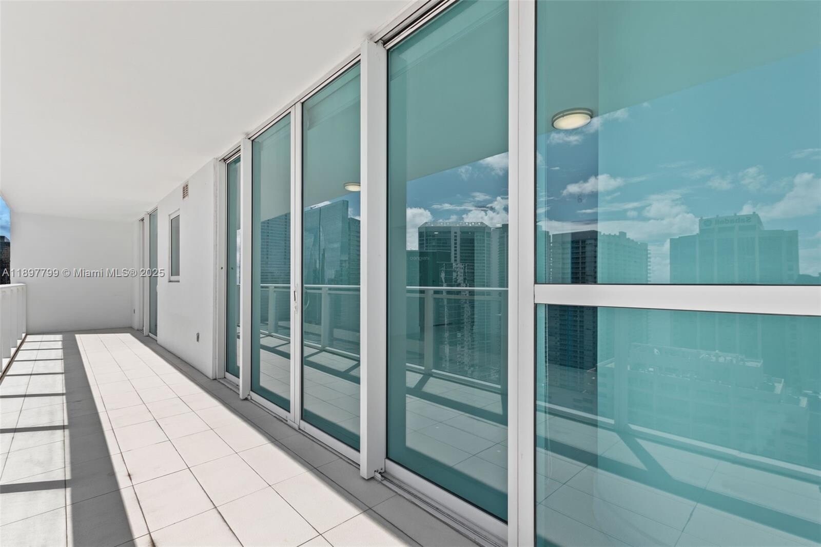 Building Photo - 1080 Brickell Ave