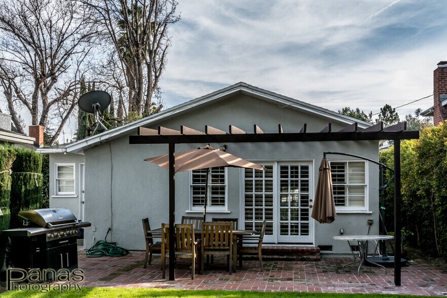 Building Photo - 12749 Milbank St