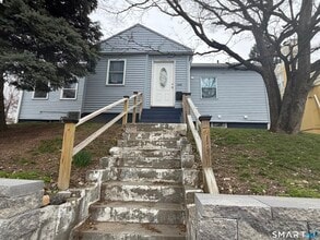 Building Photo - 144 Palisade Ave