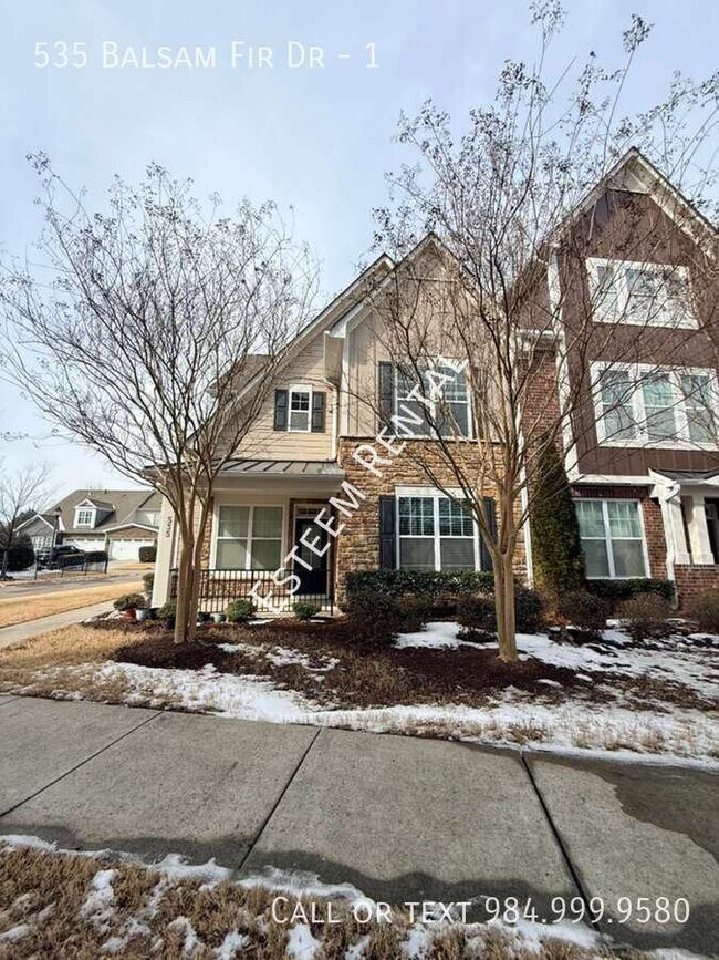 Building Photo - 535 Balsam Fir Dr