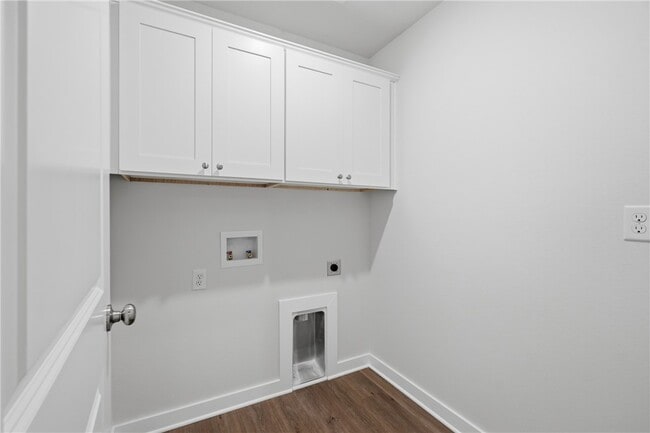 Building Photo - 1315 Valley Dr