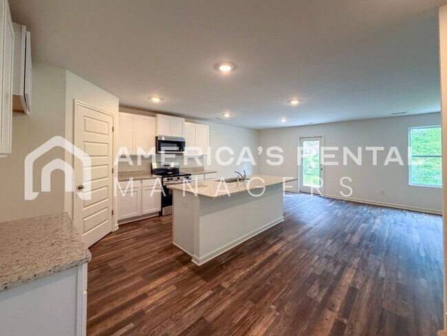 Building Photo - DEPOSIT PENDING! New Construction Home for Rent!