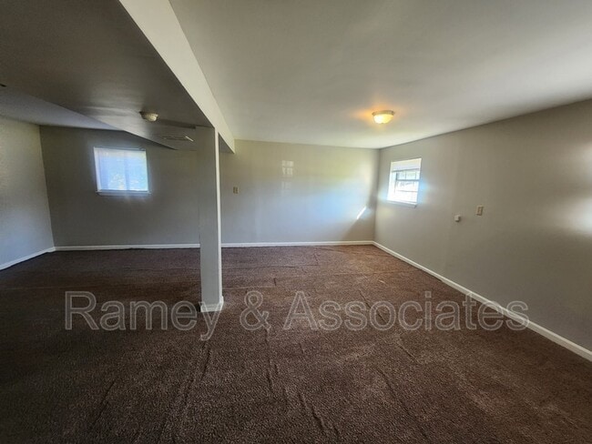 Building Photo - 1700 Cimmaron Trail