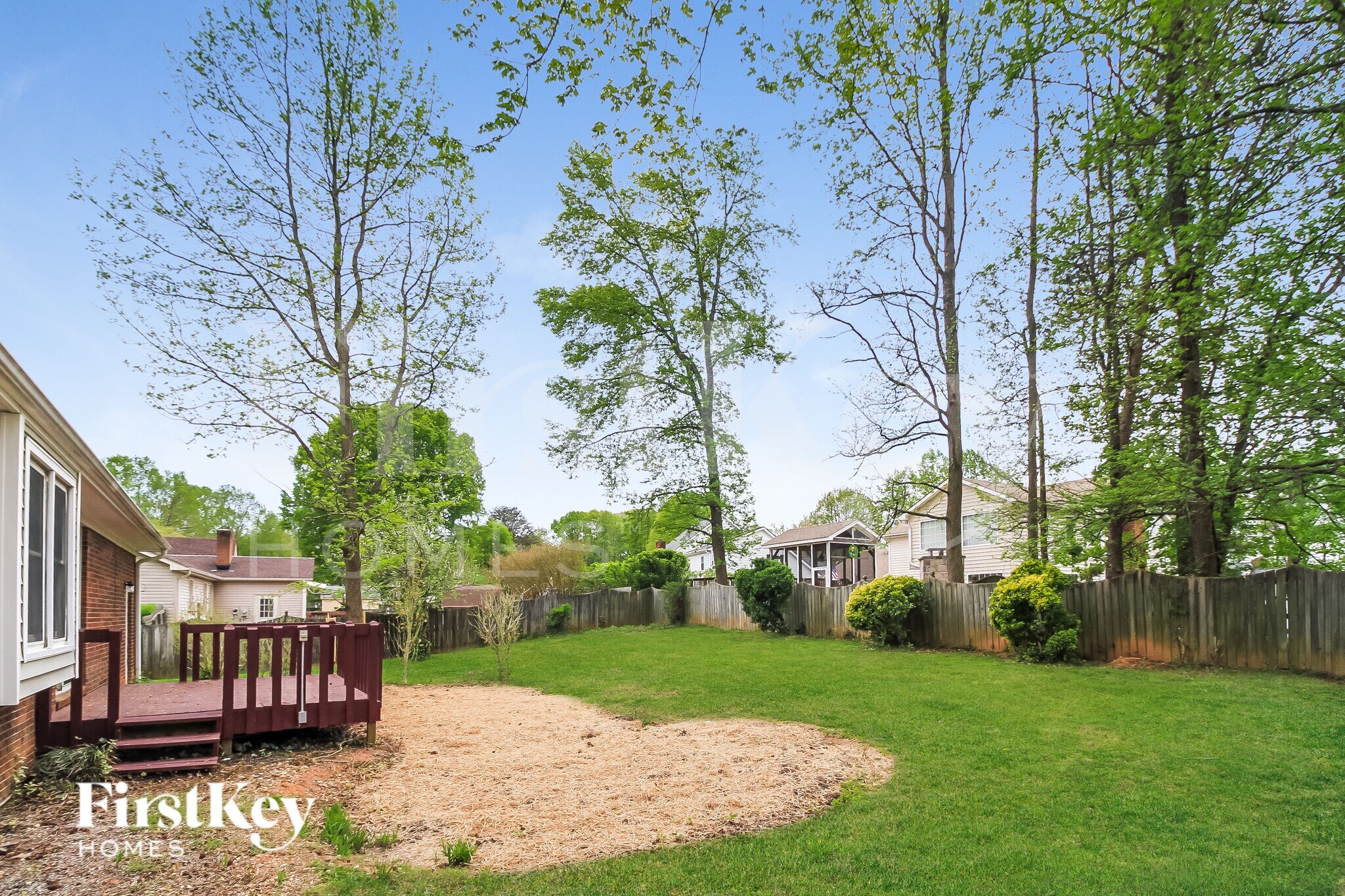 Building Photo - 324 Century Blvd