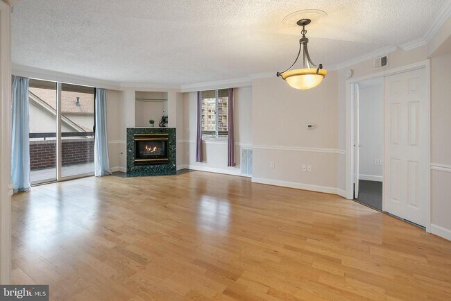 Building Photo - 1276 N Wayne St