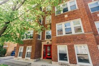 Building Photo - 2549 W Sunnyside Ave