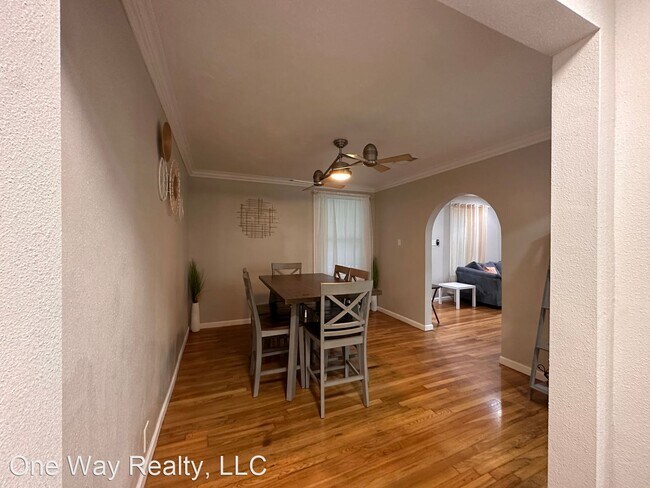 Building Photo - 3 br, 1.5 bath House - 3714 Yale Street