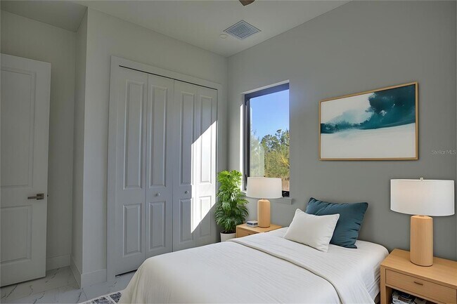 Building Photo - 9574 Salt Lake St