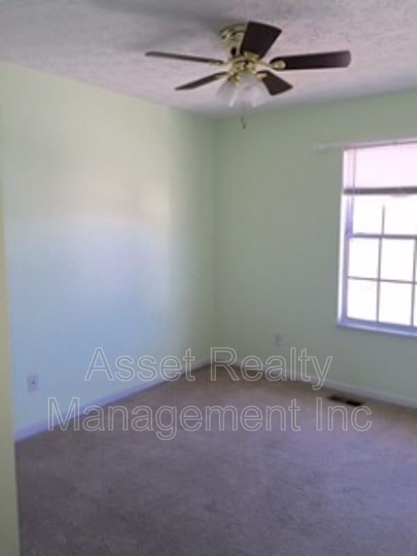 Building Photo - 8212 Tangle Grove Ln