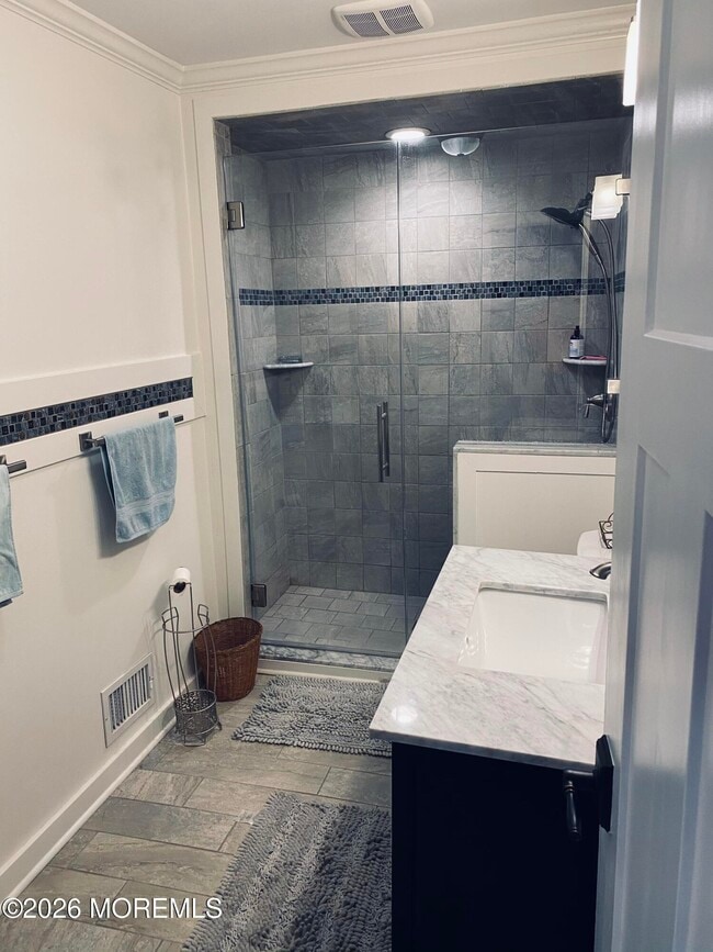 Building Photo - 108 E Kupper Dr