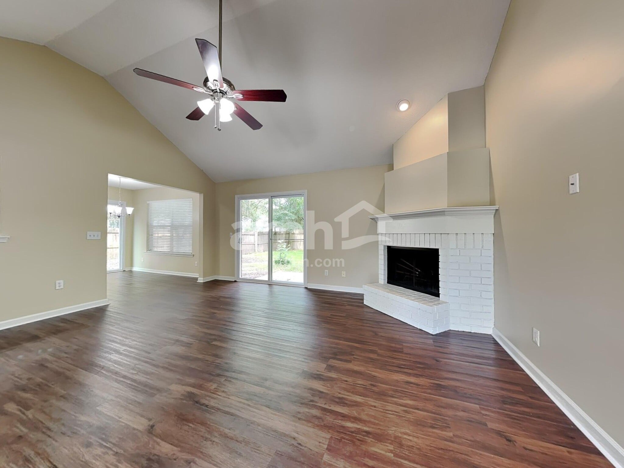 Building Photo - 102 Kathryns Ct