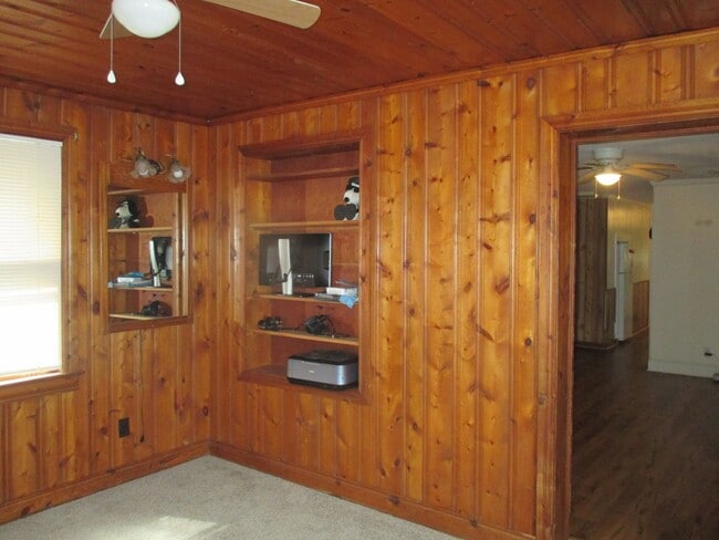 Building Photo - 1591 NC-24