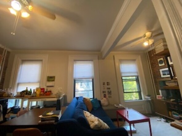 Building Photo - 316 Varick St