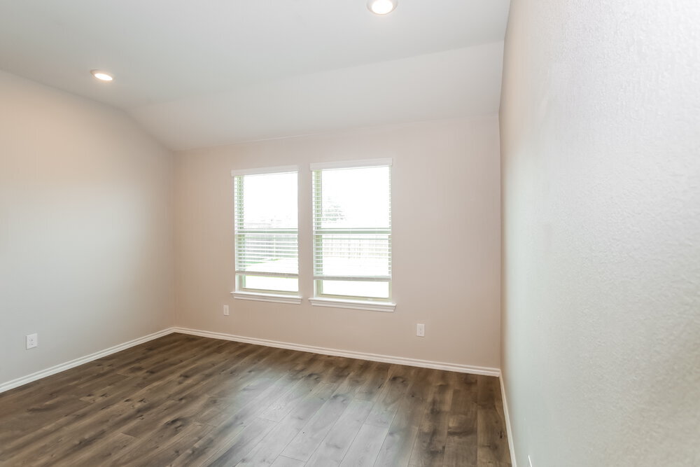 Building Photo - 980 Alton Dr