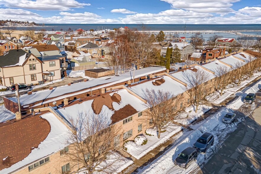 Aerial - 324 Center Ave