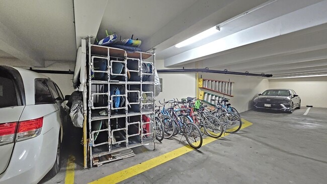 Building Photo - 1676 Ala Moana Blvd