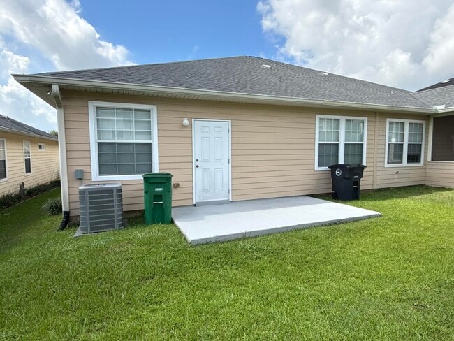 Building Photo - 5508 Hampton Woods Way