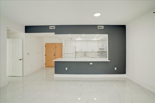 Building Photo - 9805 NW 52nd St
