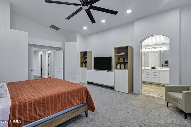 Building Photo - 9558 W Harmony Ln