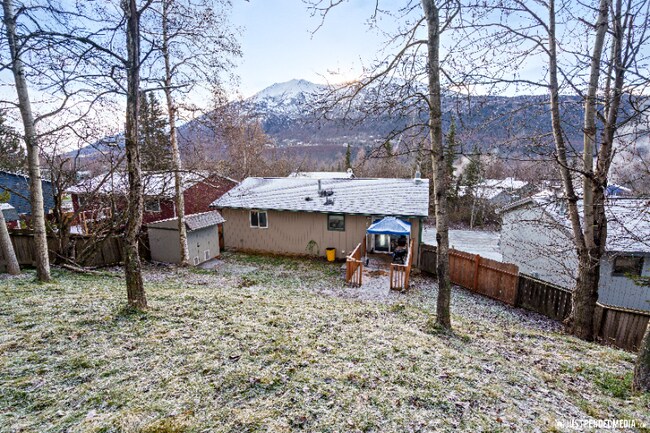 Building Photo - 9202 Cam Island Cir