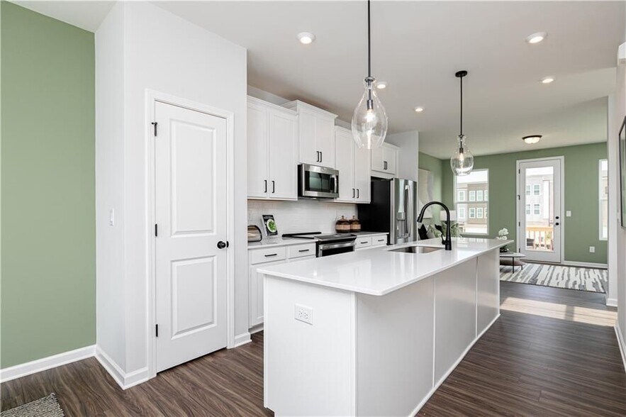 Building Photo - 1422 Creekside Cir NW