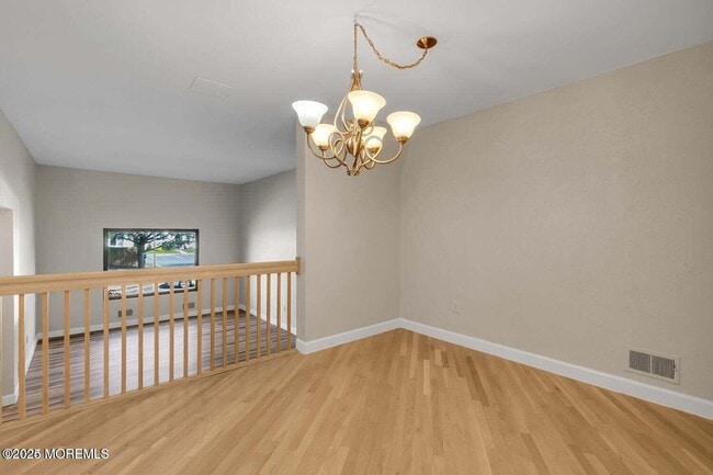 Building Photo - 173 Clubhouse Dr