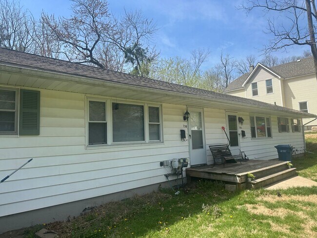 Primary Photo - 138-138 S Berkley St