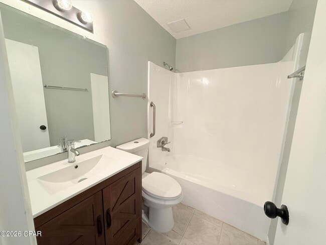 Building Photo - 130 Beulah Ave