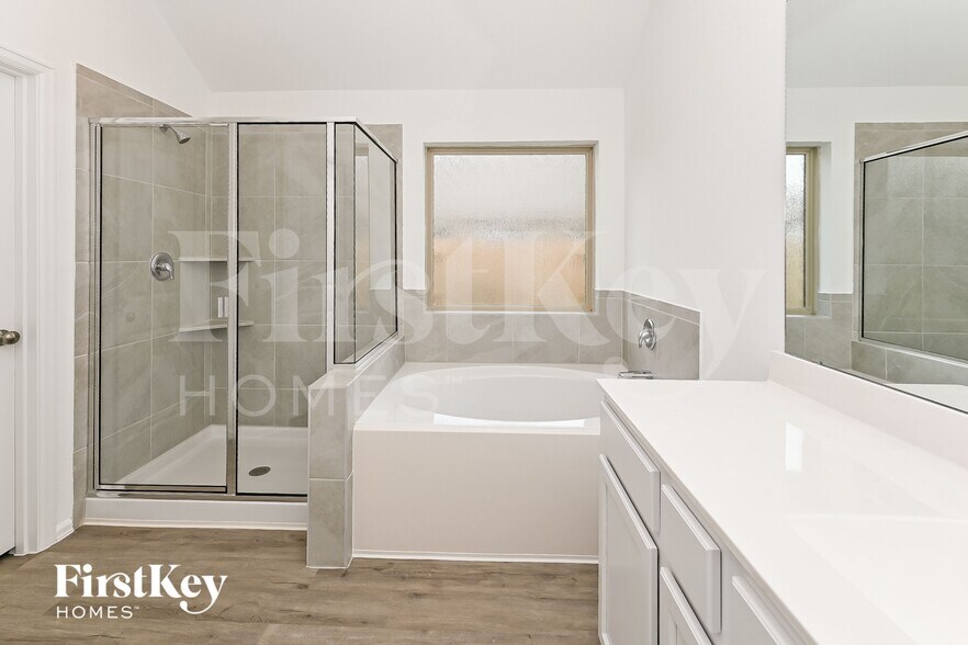 Building Photo - 5214 Eagleton Dr