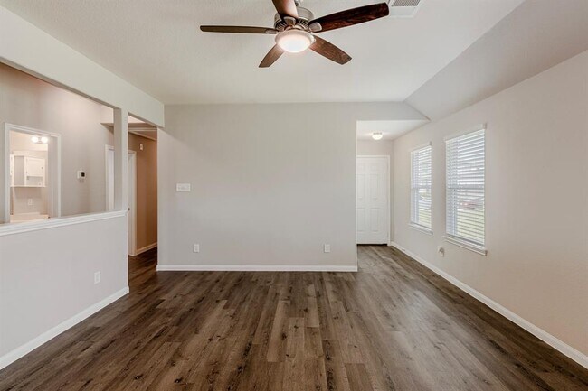 Building Photo - 4922 Blue Jacaranda Wy