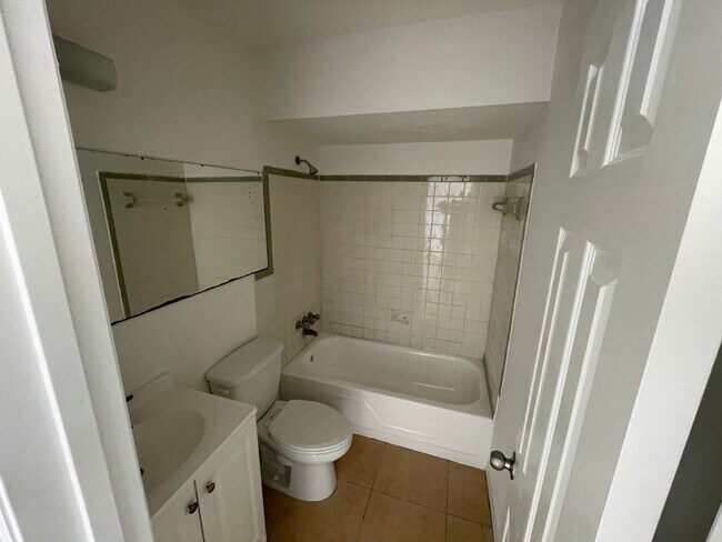 Building Photo - 5305 Avery Rd