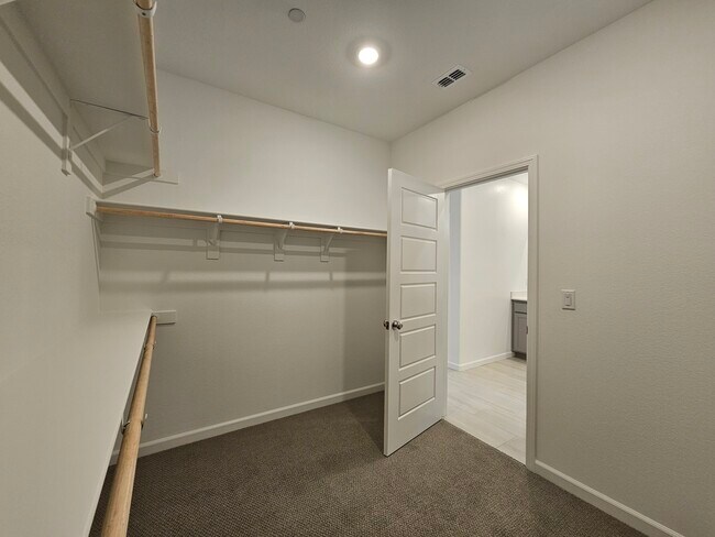 Building Photo - 7430 Chadbourne Wy