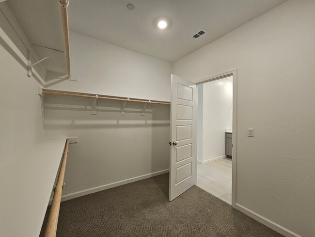 Building Photo - 7438 Chadbourne Wy