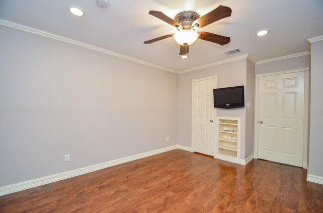 Building Photo - 12123 Ryewater Dr