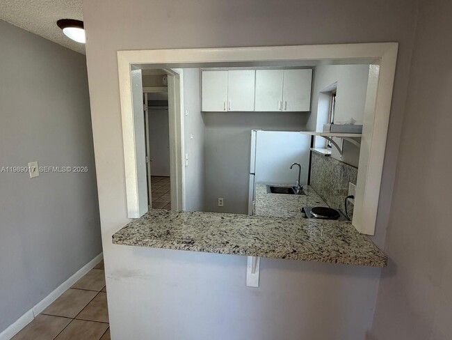 Building Photo - 260 NW 48th Ct