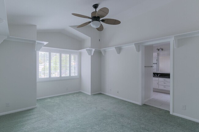 Building Photo - 3 Bedroom 2.5 Bathroom | Spacious Corner Lot Home | Ventura Brock Hills| Ventura