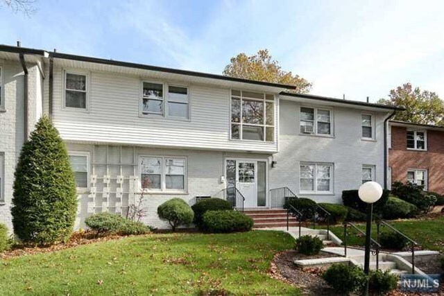 Building Photo - 14 Abbott Rd