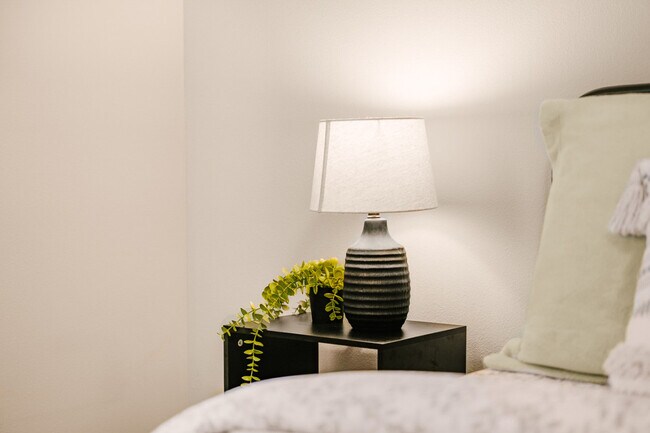 Building Photo - 3213 Grand Blvd