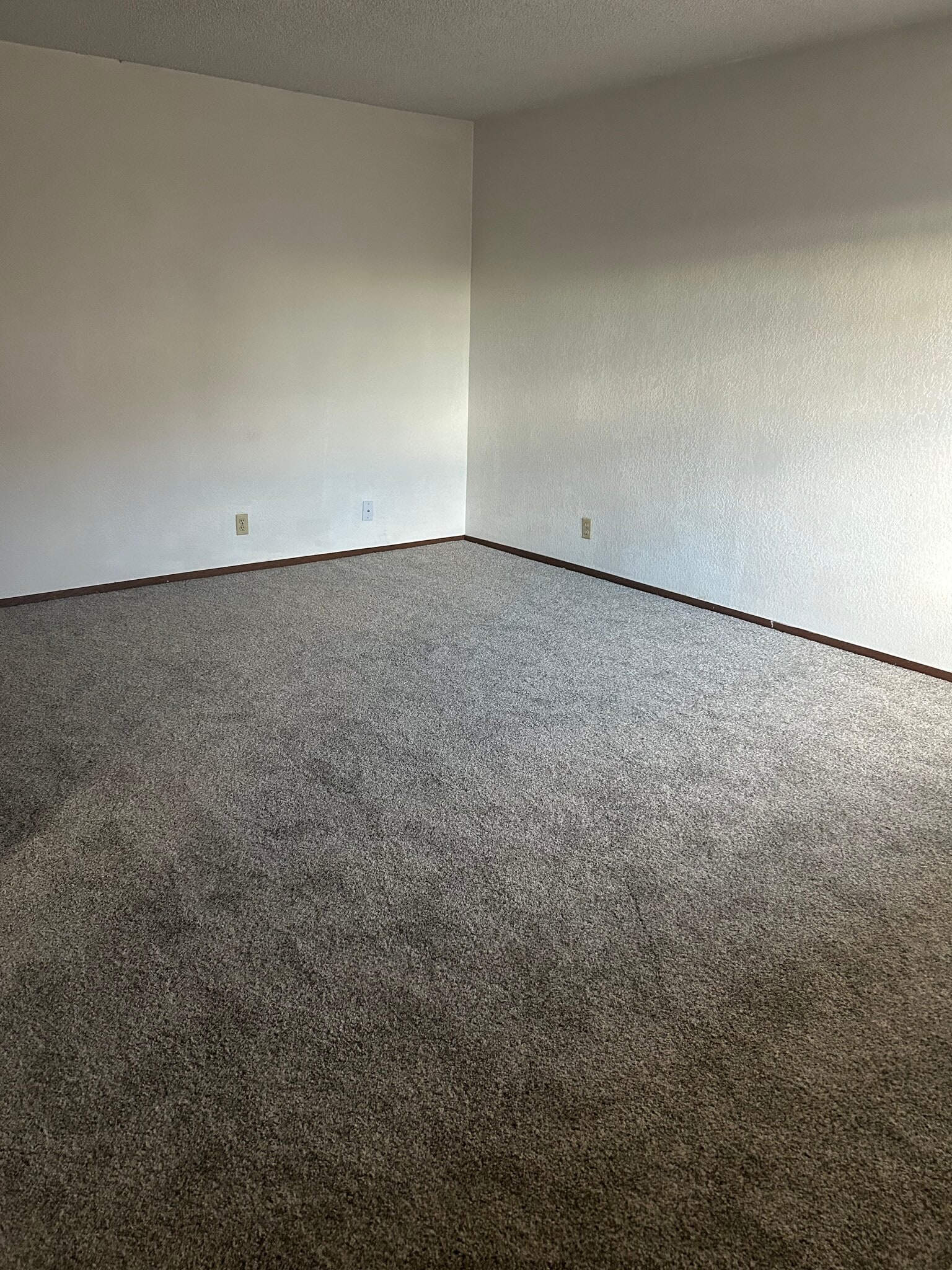 Building Photo - 4022 Garden Ct