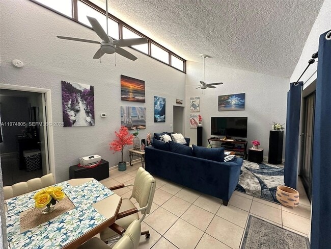 Building Photo - 1361 Sandpiper Blvd