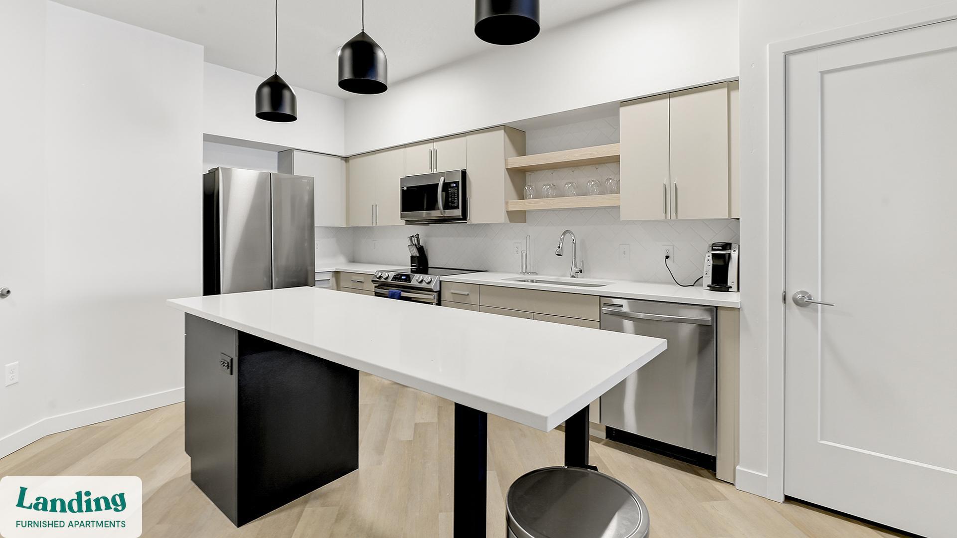 Building Photo - 352 S 500 E