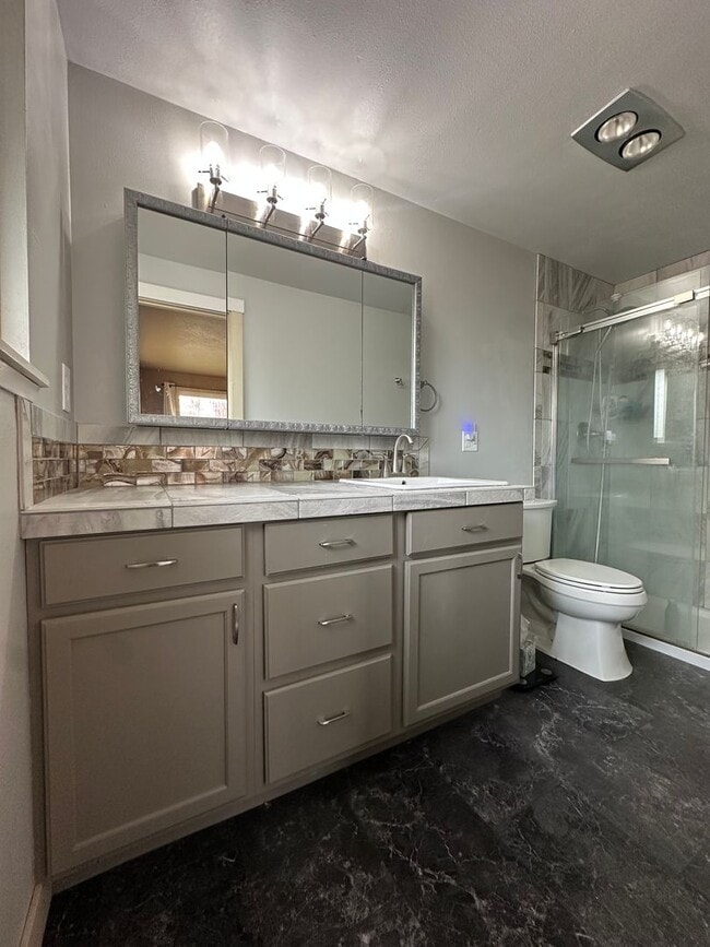 Building Photo - Vintage Character, Modern Finishes! Spacio...