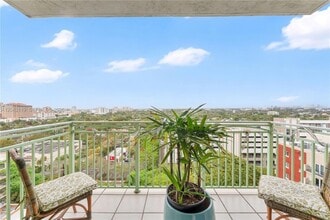 Building Photo - 3500 Coral Wy