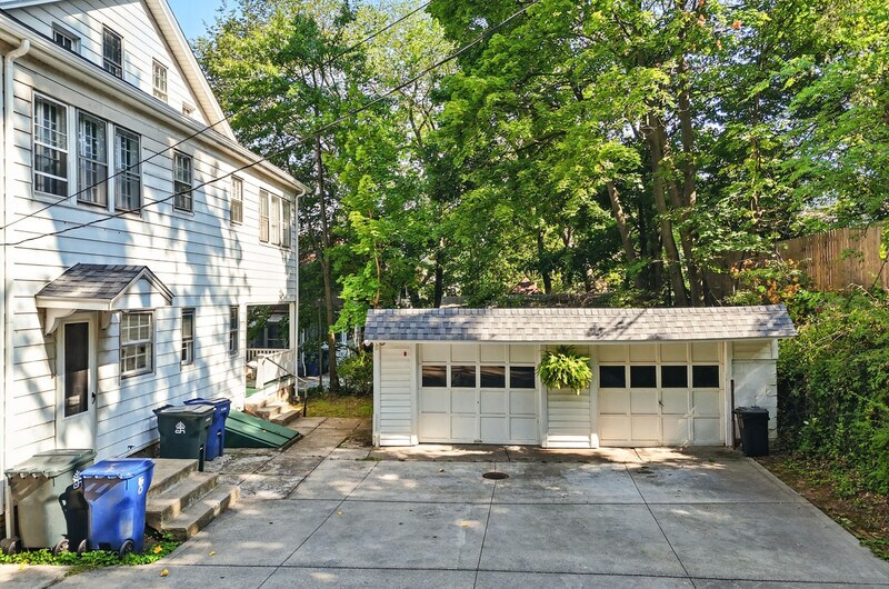 Building Photo - 2341 S Overlook Rd