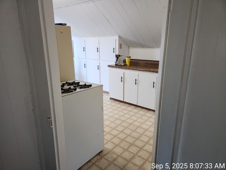Building Photo - 416 1/2 3rd st NW