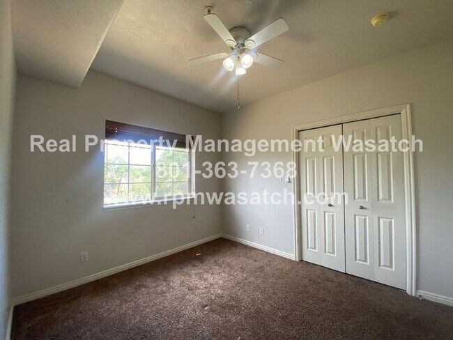 Building Photo - 1255 Wolf Hollow Ln