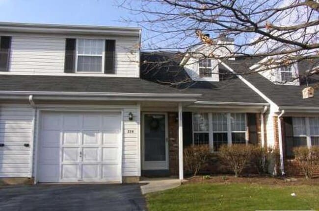 Building Photo - 216 Coldspring Ct