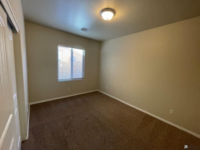 Building Photo - 6132 E Overlook Ln