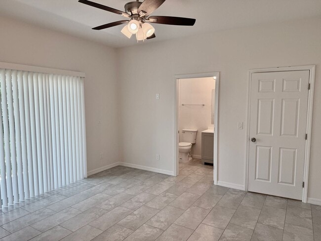 Building Photo - Brand New Home located in the heart of Tampa!